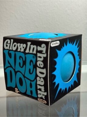 Needoh Glow in the Dark Groovy Glob Squishy Squeezy Toy New Blue SHIPS TODAY!